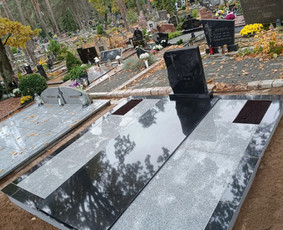 Granito plok&scaron;tės kapams, dengimas - Paminklai,kapų renovacija,dengimas plok&scaron;tėmis. - 1
