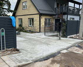 Trinkelių klojimas,vejos laistymo įrengimas,gerbuvio darbai / MB KLOTEKA / Darbų pavyzdys ID 3485990