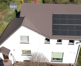 Energijos kaupikliai (baterijos) - Saulės elektrinių statyba, jų įranga, kiti elektros darbai - 1