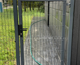 Segmentinės tvoros, vartų, vartelių montavimas - Aplinka, sodas - 1 Aplinka, sodas - Segmentinės tvoros, vartų, vartelių montavimas - 1