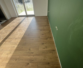 Laminato, Vinilo ir kitų dangų įrengimas. / Grindų meistrai / Darbų pavyzdys ID 3494416