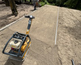 Trinkelių pagrindo paruošimas - Trinkeliu klojimas - 2