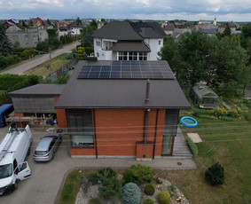 Saulės elektriniu bei įkrovimo stotelių pardavimas ir ranga / UAB Saulės takelis / Darbų pavyzdys ID 3503786