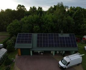 Saulės elektriniu bei įkrovimo stotelių pardavimas ir ranga / UAB Saulės takelis / Darbų pavyzdys ID 3503800