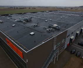 Saulės elektriniu bei įkrovimo stotelių pardavimas ir ranga / UAB Saulės takelis / Darbų pavyzdys ID 3503802