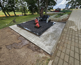 Paminklai, kapų įrengimas, dengimas plokštėmis / Aivaras Kubilius / Darbų pavyzdys ID 3506214