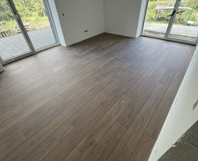 Laminato, Vinilo ir kitų dangų įrengimas. / Grindų meistrai / Darbų pavyzdys ID 3507188