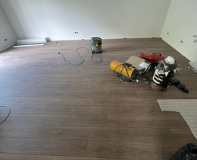 Laminato klojimas - Laminato, Vinilo ir kitų dangų įrengimas. - 4