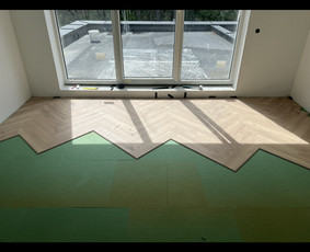 Laminato klojimas - Laminato, Vinilo ir kitų dangų įrengimas. - 2