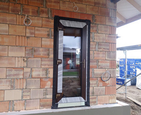 Lauko durys, montavimas - Langų ir durų montavimas - 1