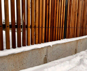 Medinės tvoros - - Tvoros - Vartai - Montavimas - Garantija - - 4