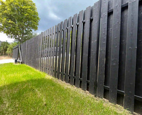 Medinės tvoros - - Tvoros - Vartai - Montavimas - Garantija - - 3