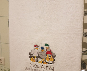 • Verslo dovanų gamyba su jūsų įmonės Logo, inicialais, gražiais žodžiais ar palinkėjimu.
• Individualių dovanų gamyba gimtadieniams, krikštynoms, vestuvėms ir kitoms progoms.