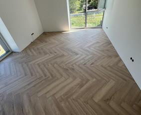 Laminato, Vinilo ir kitų dangų įrengimas. / Grindų meistrai / Darbų pavyzdys ID 3517596