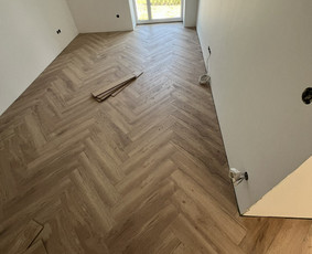 Laminato, Vinilo ir kitų dangų įrengimas. / Grindų meistrai / Darbų pavyzdys ID 3517616