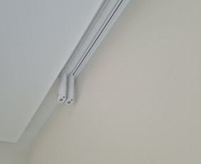 Užuolaidų siuvimas, romanetės, elektriniai karnizai,bėgeliai - Karnizų, roletų montavimas - 3 Karnizų, roletų montavimas - Užuolaidų siuvimas, romanetės, elektriniai karnizai,bėgeliai - 3