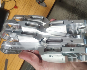 2d ir 3d Cnc frezavimas, pjovimas lazeriu - Aliuminio frezavimas - 3 Aliuminio frezavimas - 2d ir 3d Cnc frezavimas, pjovimas lazeriu - 3
