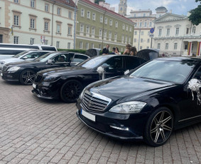 Mercedes automobilių nuoma su vairuotojo paslauga - Asmeniniai vairuotojai - 4 Asmeniniai vairuotojai - Mercedes automobilių nuoma su vairuotojo paslauga - 4