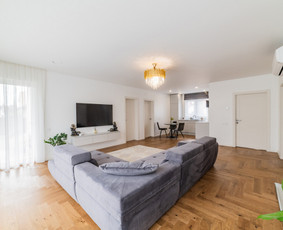 Nekilnojamojo turto brokerė Erika Šiauliai - Kitos kategorijos - 4 Kitos kategorijos - Nekilnojamojo turto brokerė Erika Šiauliai - 4