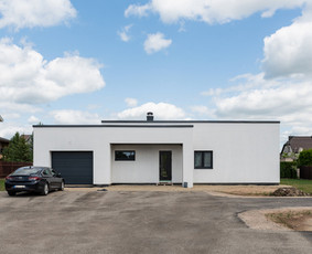 Nekilnojamojo turto brokerė Erika Šiauliai - Kitos kategorijos - 3 Kitos kategorijos - Nekilnojamojo turto brokerė Erika Šiauliai - 3