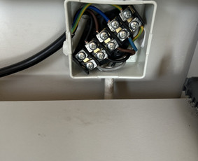 Smulkūs elektros darbai - Sertifikuoto Meistro 100% Pagalba Jūsų Namams ar Biurui ! - 1