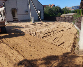 Kelių tiesimas, sklypų formavimas, grunto ir žvyro pristat. - Betono skalda - 3 Betono skalda - Kelių tiesimas, sklypų formavimas, grunto ir žvyro pristat. - 3
