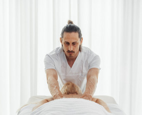 Revive Your Body / Refresh Your Mind - Masažo paslaugos - 4 Masažo paslaugos - Revive Your Body / Refresh Your Mind - 4