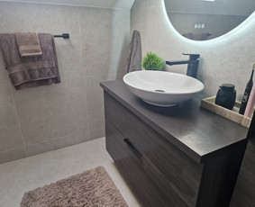 Kokybiškai ir laiku atliekame vidaus apdailos darbus - Plytelių klijavimas - 1 Plytelių klijavimas - Kokybiškai ir laiku atliekame vidaus apdailos darbus - 1