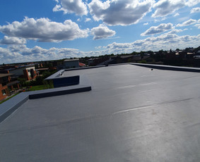 Plokščių Stogų Dengimas Pvc, Epdm ir bitumine Danga / Tvirti stogai / Darbų pavyzdys ID 3535075