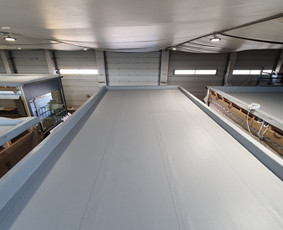 Plokščių Stogų Dengimas Pvc, Epdm ir bitumine Danga / Tvirti stogai / Darbų pavyzdys ID 3535109