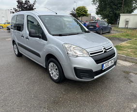 Komercinių automobilių nuoma - Renginiai, šventės - 1 Renginiai, šventės - Komercinių automobilių nuoma - 1