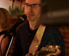 Grupė - "Maloniai".