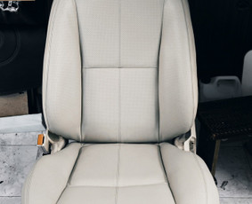 Auto sedynių, lubų, apmušalų persiuvymas / Y&O Design / Darbų pavyzdys ID 3546495