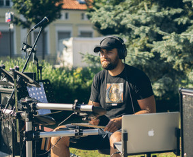 Būgnų pamokos Klaipėdoje - Muzikos mokytojai - 3 Muzikos mokytojai - Būgnų pamokos Klaipėdoje - 3