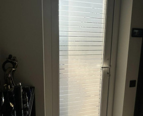 Reklaminės ir šerkšno plėvelės klijavimas / Sandra / Darbų pavyzdys ID 3549083