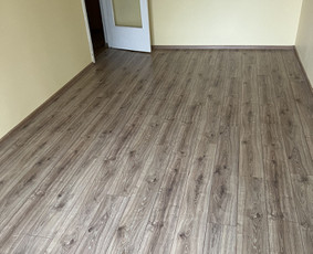 Vinilas, laminatas, Pvc, kilimas – tvarkingai ir patikimai / Karolis Andrijauskas / Darbų pavyzdys ID 3549673