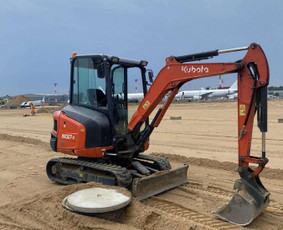 Statybinės technikos nuoma - Mini-ekskavatoriaus Ir Bobcat Nuoma Griovimas - 1