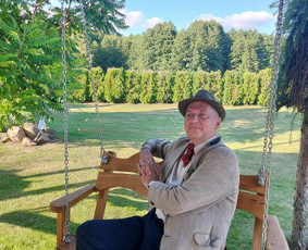 Vedėjas Arvydo Jaronskio iškilmės. Arvydas ir A5ko / ajaronskis7 / Darbų pavyzdys ID 3551475