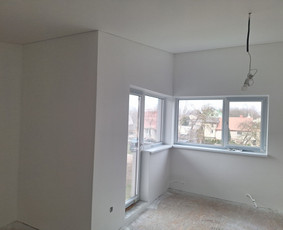 Langų montavimas - Vidaus apdaila, glaistimas, dazimas, plyteliu klijavimas . - 1