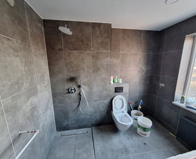 Vonios remontas - Vidaus apdaila, glaistimas, dazimas, plyteliu klijavimas . - 1