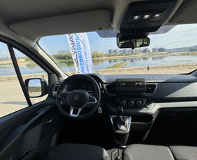 Keleivinių mikroautobusų nuoma: 9 vietų, B kategorija - Automobilių nuoma - 3 Automobilių nuoma - Keleivinių mikroautobusų nuoma: 9 vietų, B kategorija - 3