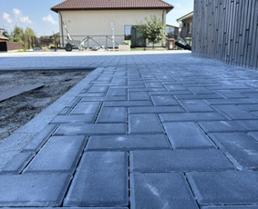 Trinkelių klojimas,vejos laistymo įrengimas,gerbuvio darbai / MB KLOTEKA / Darbų pavyzdys ID 3561307