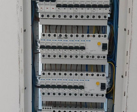 Šviesolaidžio, kompiuterinių kabelių, kamerų montavimas - Telekomunikacijų įrangos montuotojai - 3 Telekomunikacijų įrangos montuotojai - Šviesolaidžio, kompiuterinių kabelių, kamerų montavimas - 3