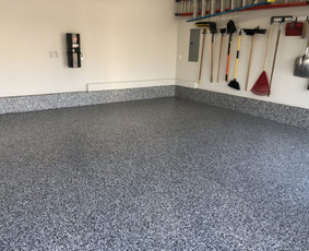Pramoninių grindų klojimas - Liejamos epoksidinės grindų dangos. Akmens kilimas - 2