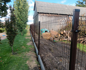 Montuojam segmentines ir metaliniu tvoralenčių tvoras / Arvydas / Darbų pavyzdys ID 3573685