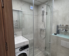 Nestandartinių dušų, led veidrodžių, terasų, stiklinimas. / Meltglas, MB / Darbų pavyzdys ID 3574349