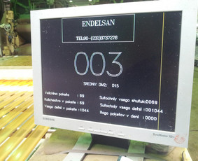 Odos ploto matavimo ir ženklinimo mašina. Senas operatoriaus valdymo skydas bei kompiuterio blokas buvo pakeistas integruotu 17colių kompiuteriu. Užsakovas Kėdainiu oda.