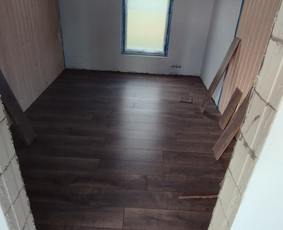 Apdailos darbai - Laminato klojimas - 4 Laminato klojimas - Apdailos darbai - 4