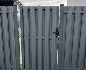 Tvorų, vartelių, vartų, automatikos ir pamatų įrengimas - Skardinės tvoros - 2 Skardinės tvoros - Tvorų, vartelių, vartų, automatikos ir pamatų įrengimas - 2