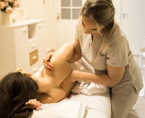 Pajauskite malonumą būti savo kūne! - Klasikinis nugaros masažas - 3 Klasikinis nugaros masažas - Pajauskite malonumą būti savo kūne! - 3